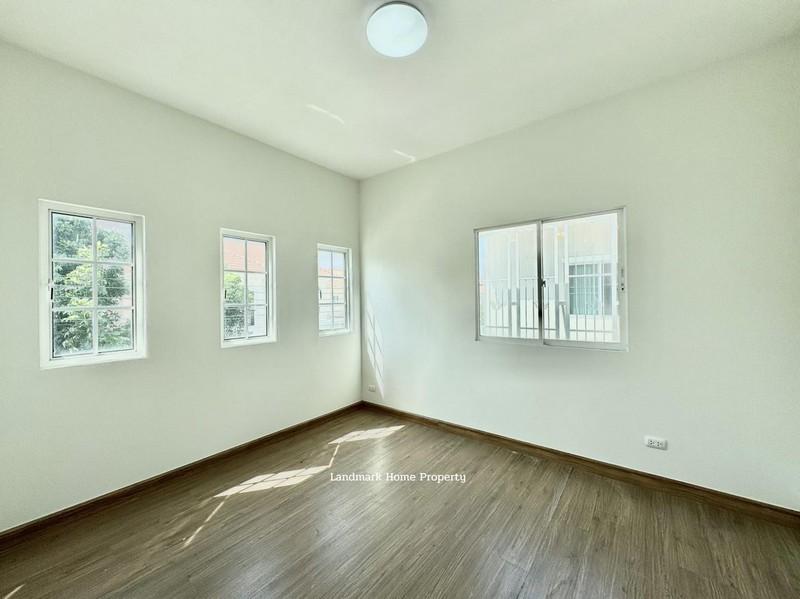 LM25-0174 ขายบ้านเดี่ยว 2 ชั้น เดอะ เพรสทีจ ประชาอุทิศ สุขสวัสดิ์ พื้นที่ 41.1 ตรว 3 นอน 3 น้ำ 2จอด ใกล้วงแหวนกาญจนา 7