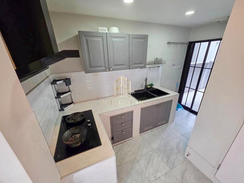 Luxury 2-Storey Home Centro Bangna 13