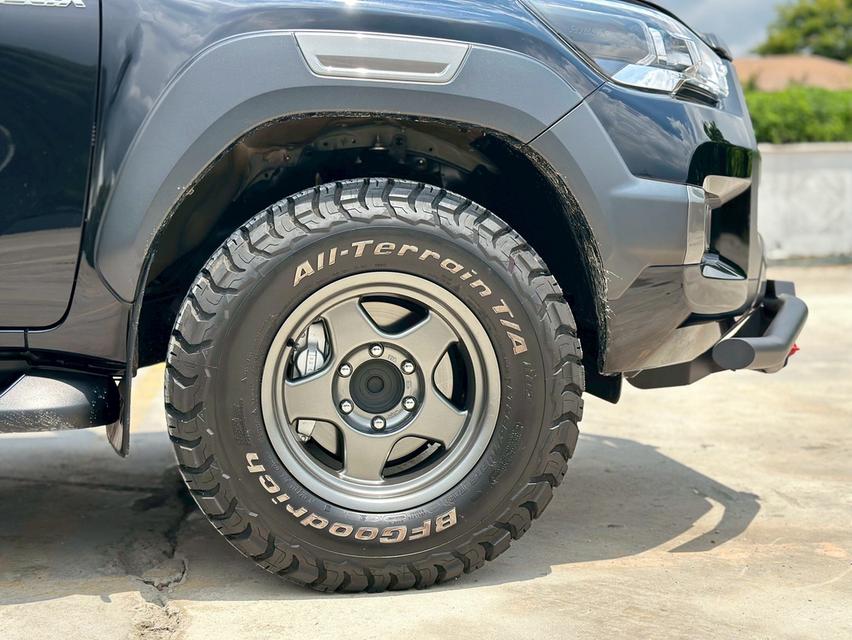 รหัสรถ PAT5118 Toyota Hilux Revo 2.4 Mid 4ประตู ยกสูง 2024 12