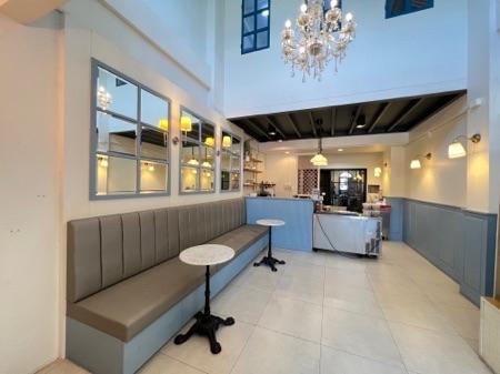 ขาย อาคารพาณิชย์ ตึก Cafe คาเฟ่ พร้อมอยู่ คาเฟ่ ร้านแสงแรก งามวงศ์วาน ซอย 23 200 ตรม. 17 ตร.วา พร้อม Smart Home Solution