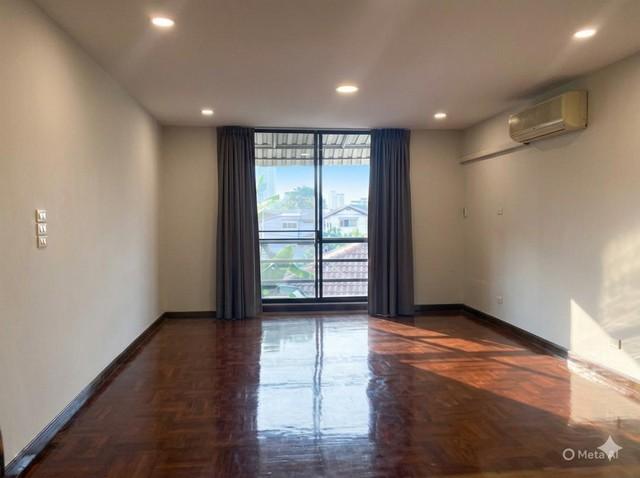 ให้เช่า ทาวน์โฮม 4 ชั้น กำลังรีโนเวท เอกมัยซอย12 ซอยเจริญใจ ซอยปรีดี31 ทำเลดีใจกลางเมือง ใกล้รถไฟฟ้า BTS เอกมัย จดทะเบียนบริษัทได้ ไม่รวมภาษี หัก ณ ที 7