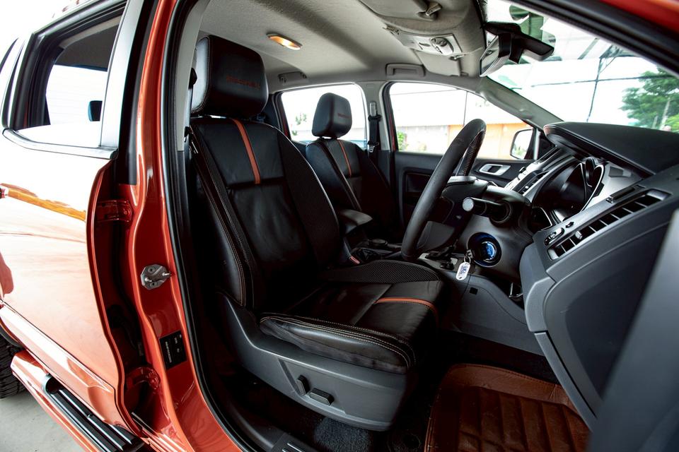 Ford Ranger 3.2 Wildtrak 4x4 Hi-Lander Double Cab เกียร์ AT ปี 2014 สีส้ม แต่งครบสวยๆ 12