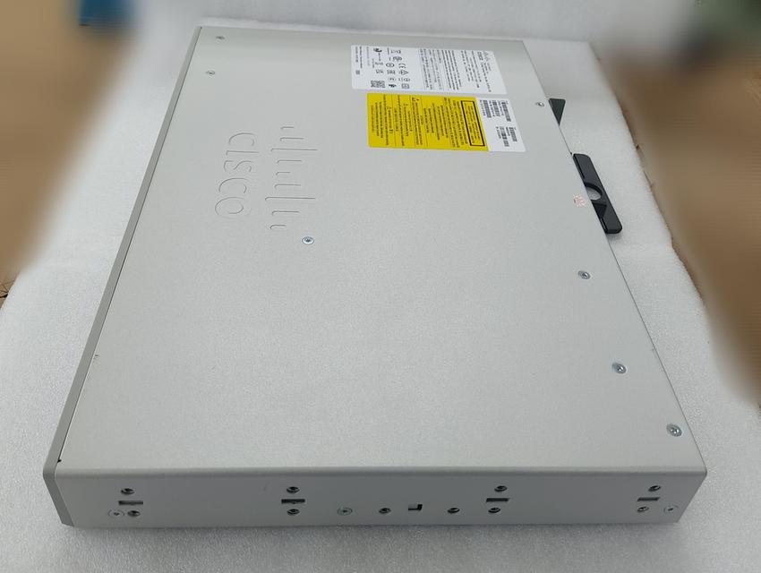 Cisco C9200L-24P-4G-E-1x AC Power มือสอง ทดสอบแล้ว ประกัน 1 ปี จากผู้ขาย 4