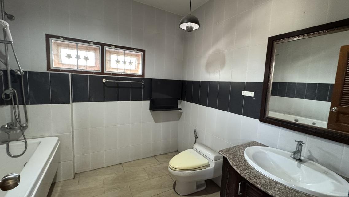 ขาย บ้าน Home Office บ้านบึง 6