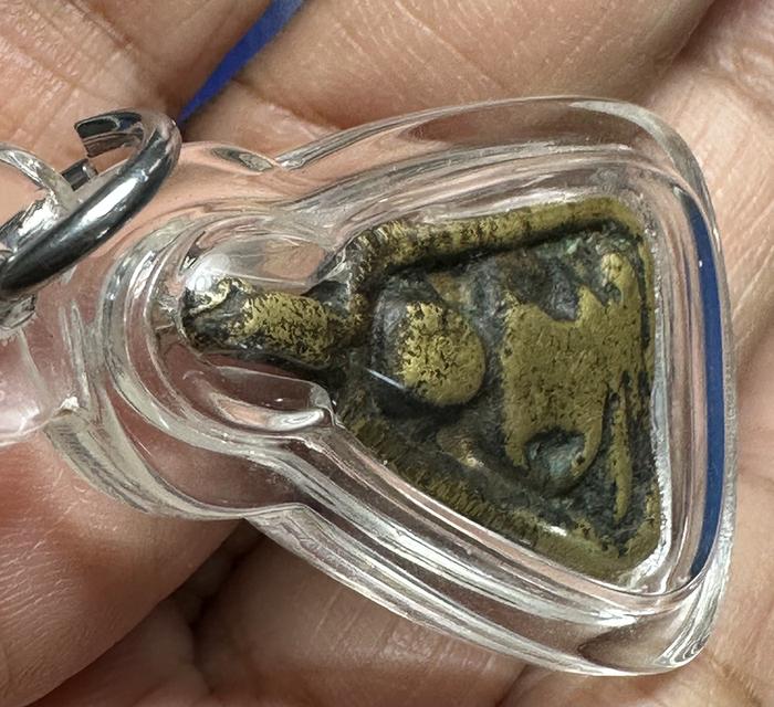 เหรียญหล่อจอบใหญ่ ล.พ.เงิน บางคลาน 5