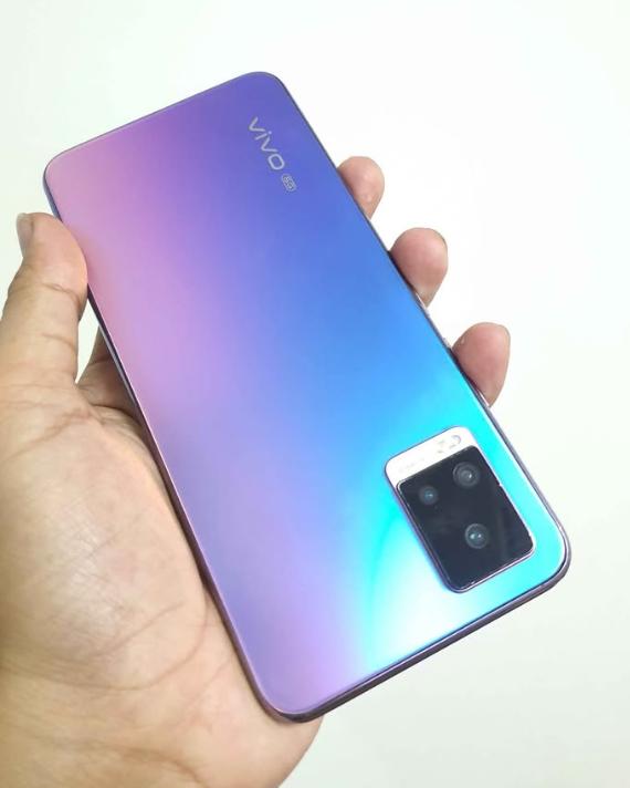 ขาย Vivo V20 บอดี้สวยมาก 3