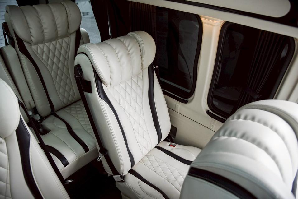 TOYOTA COMMUTER 2.8 AT 2021 ไมล์ 95,000 กม. แต่ง VVIP เกือบล้าน 10