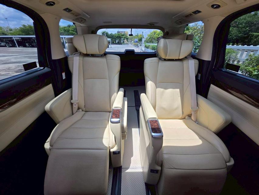 Toyota Alphard 2.5 Hybrid GF สีขาว ปี 2020 ไมล์ 140,000กม. 15