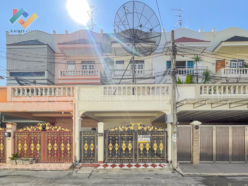 ทาวน์เฮ้าส์ ซอย จรัญสนิทวงศ์ 3 หมู่บ้าน สมชาย ใกล้ BTS ท่าพระ 1