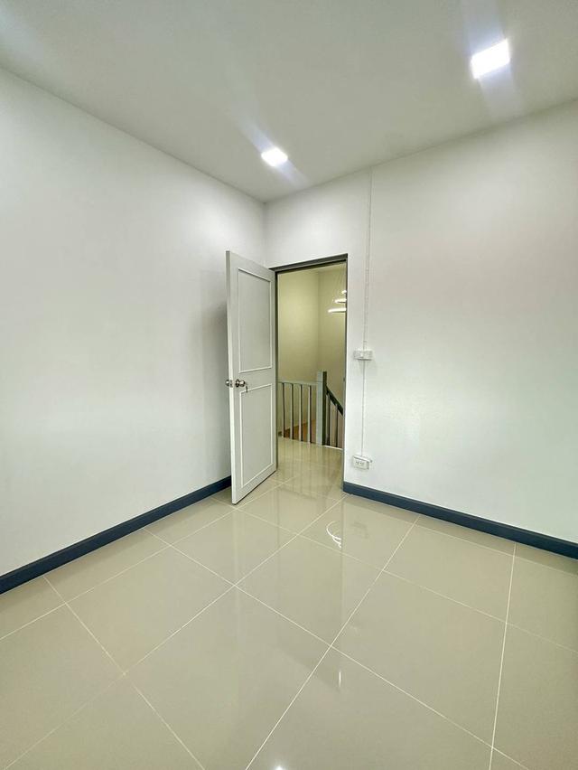 หมู่บ้านพฤกษา38 13