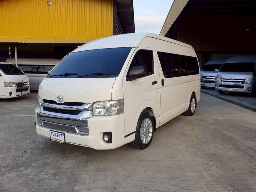 Toyota commuter 2017