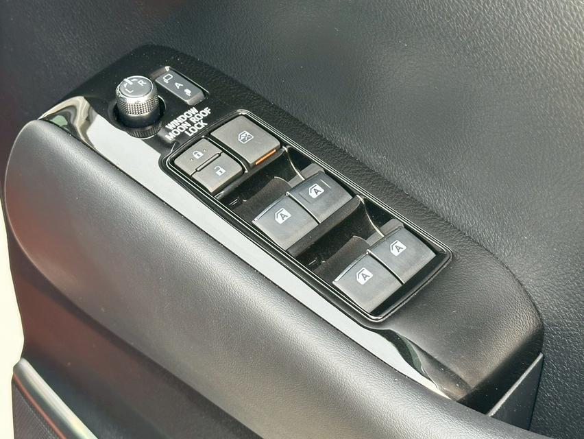 Toyota Alphard 2.5 SC Package MNC 2020 จด 2021 17