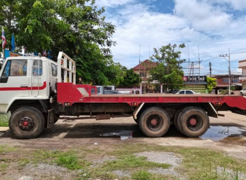 ขาย 10 ล้อ ISUZU210 แรง 2 เพลา