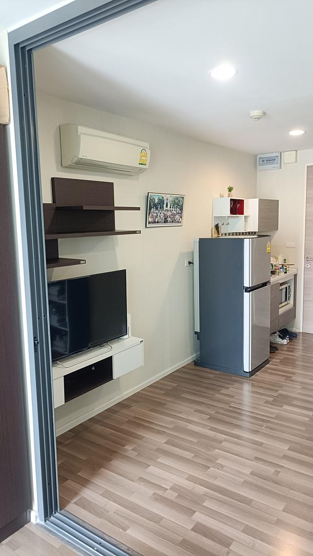 ขายด่วน!! ลิฟวิ่งเนสท์ รามคำแหง ยูนิตน้อย เป็นส่วนตัวสูง ราคาต่อรองได้ ทำเลดีมาก ใกล้ MRT สายสีส้มและสีเหลือง 4