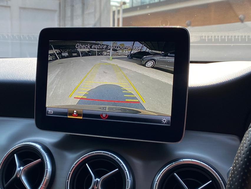 Mercedes-Benz CLA200 Urban Facelift W117 ปี2018 เลขไมล์ 73,xxx km 19