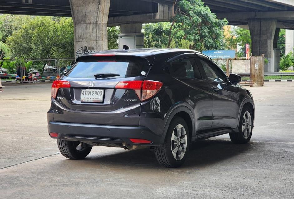 Honda HR-V 1.8 E vtec ปี 2015  3