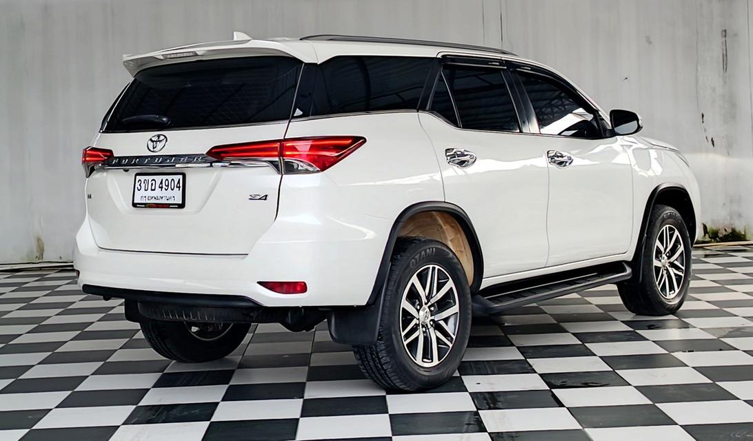 รถยนต์มือสองสภาพพร้อมใช้งาน 2