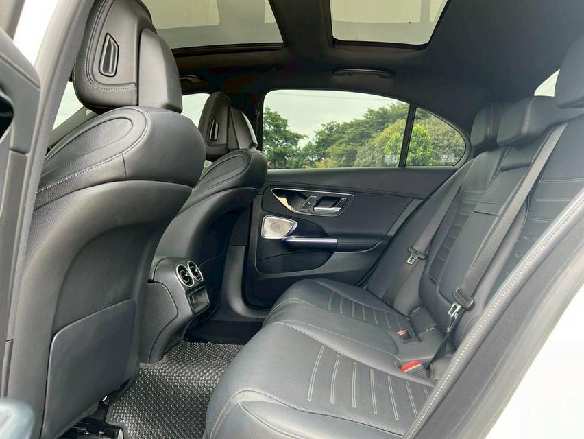 Mercedes Benz C220d AMG Dynamic W206 ปี 2022 12