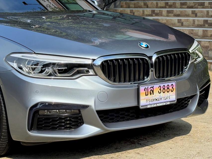 2020 BMW 530 MSPORT ( หน้าจอ ID7 ) รถมือเดียวออกป้ายแดง OPTION พิเศษ ภายนอกสี BLUESTONE ภายในสี NIGHT BLUE EXCLUSIVE รถวิ่งน้อย ประวัติศูนย์ครบ รูปที่ 8