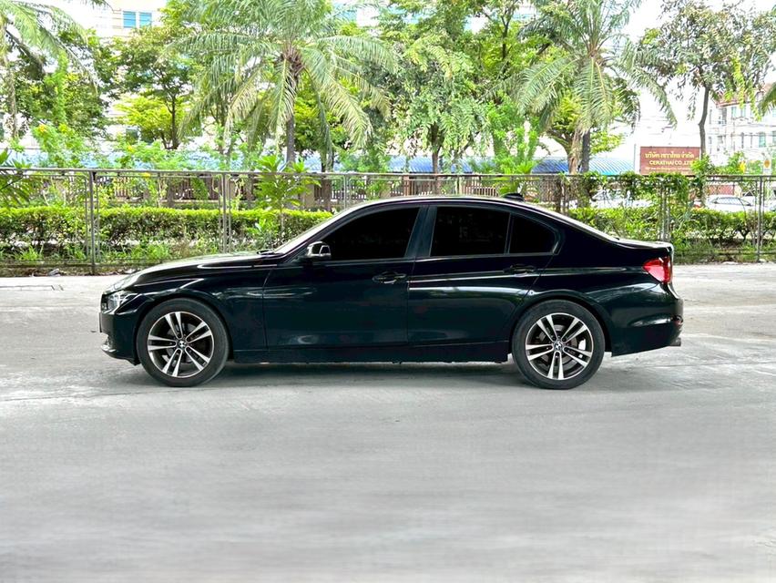ขายรถ BMW 316i F30 ปี 2014 สีดำ เกียร์ออโต้ 7