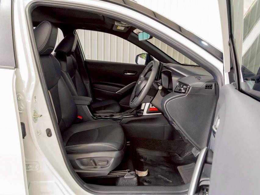 Toyota Cross 1.8Hybrud GR Sport ปี24 11