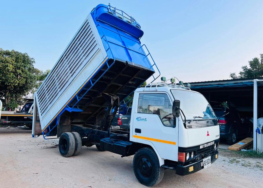 รถบรรทุก 6 ล้อดั้มพ์เกษตร MITSUBISHI CANTER มือสอง