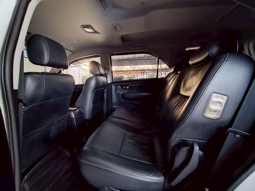 TOYOTA FORTUNER 3.0 V CHAMP .4WD.ภายในสีดำ ปี 2014/2015เกียร์ออโต้ 9