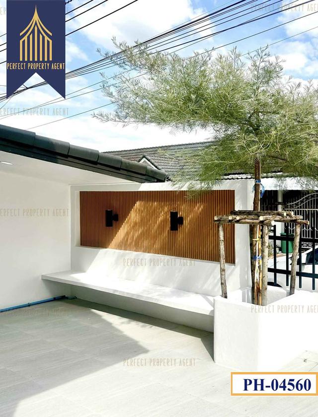 ขายบ้านเดี่ยวหลังมุม ฉัตรแก้ว ซอยเนินพลับหวาน แถมแอร์ เฟอร์นิเจอร์พร้อมเข้าอยู่ 3