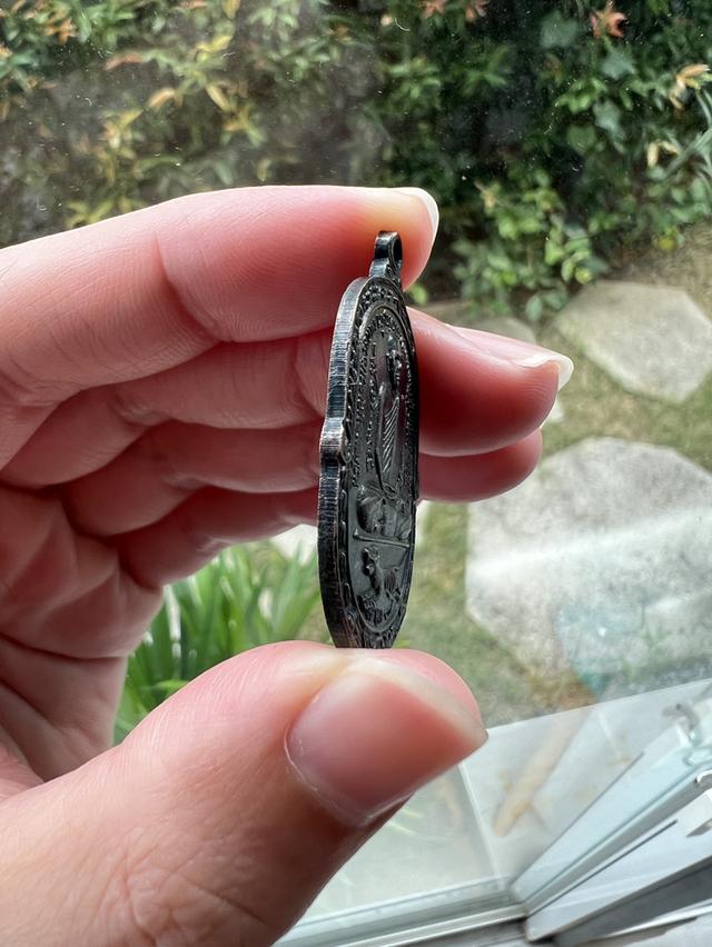 เหรียญเสือเผ่น ปี17 หลวงพ่อสุด