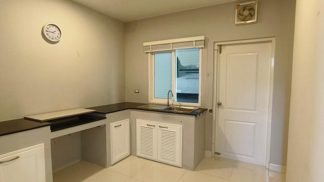 ขายบ้าน ในหมู่บ้าน The CITY ปิ่นเกล้า-สาย4 6