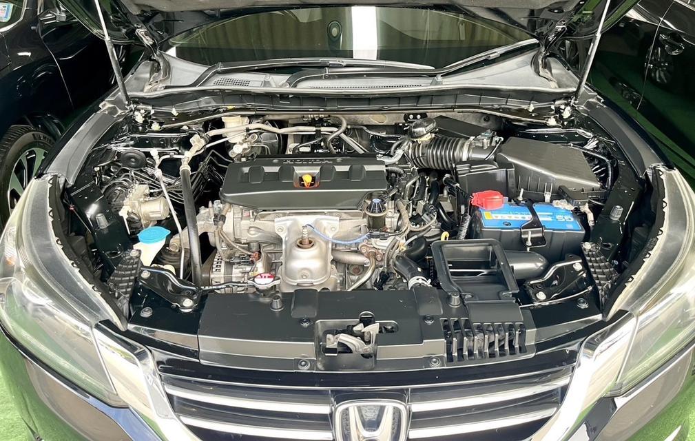 HONDA ACCORD 2.0 EL ปี 2016  16
