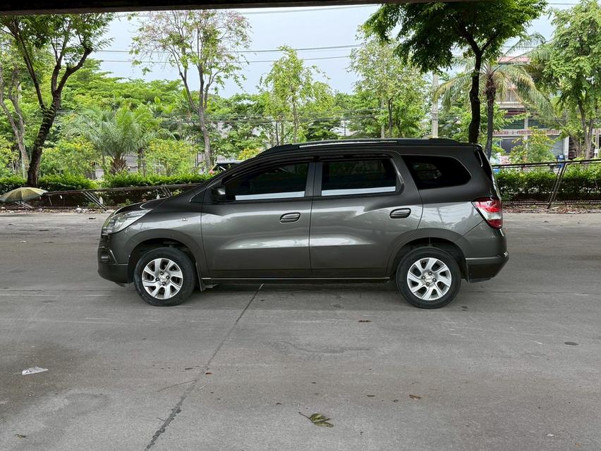 Chevrolet Spin 1.5 ltz 8