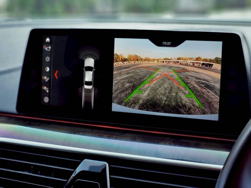 BMW 520d Sport ปี2018 รูปที่ 9
