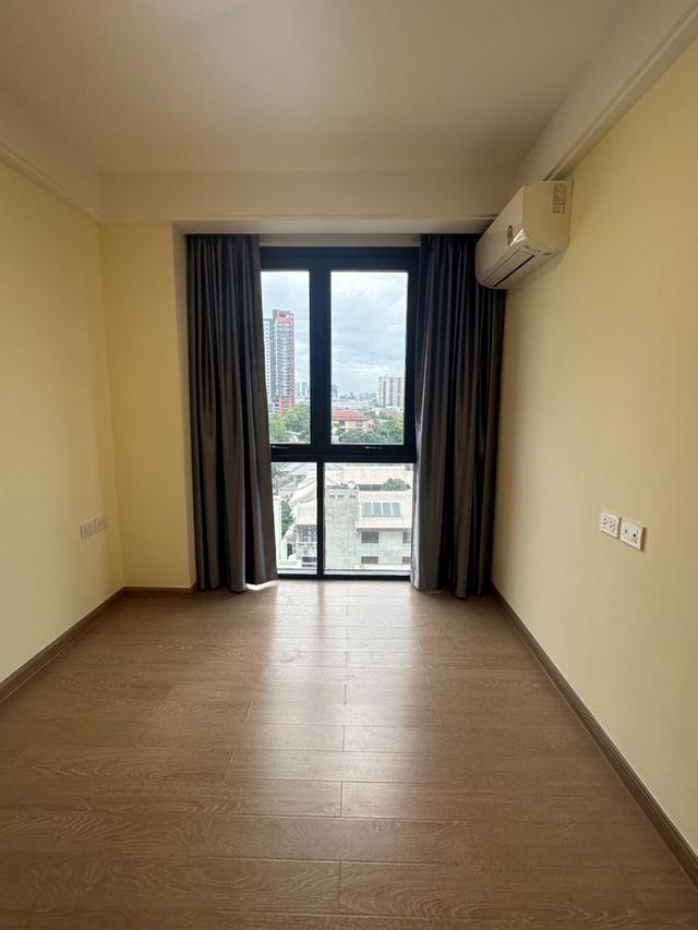 ขายคอนโด รีเกิล สาทร-นราธิวาส ชั้น 8 ทำเลดี เดินทางสะดวก 6