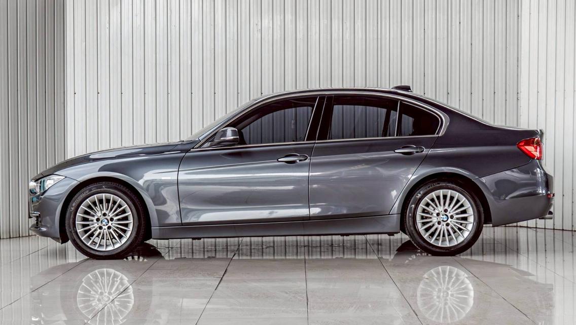 BMW SERIES 3, 320i LUXURY รูปที่ 7