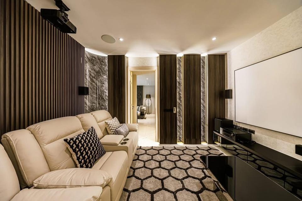 Ultra Luxury Villa Pattaya For Sale 16