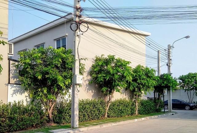 ขาย ทาวน์โฮม หลังมุม หมู่บ้าน ซิตี้เซนส์ รามอินทรา 3