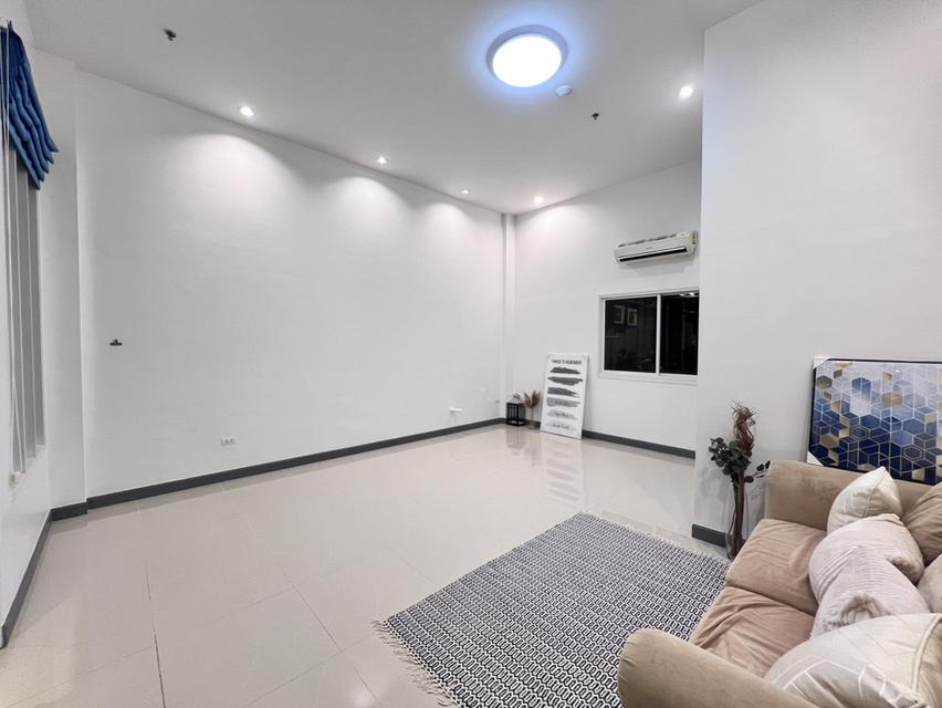 เจ้าของขายเอง Shop Chapter One Modern Dutch เพียง 2.49 m. เริ่มธุรกิจได้ทันที ยินดีรับเอเจ้น 9