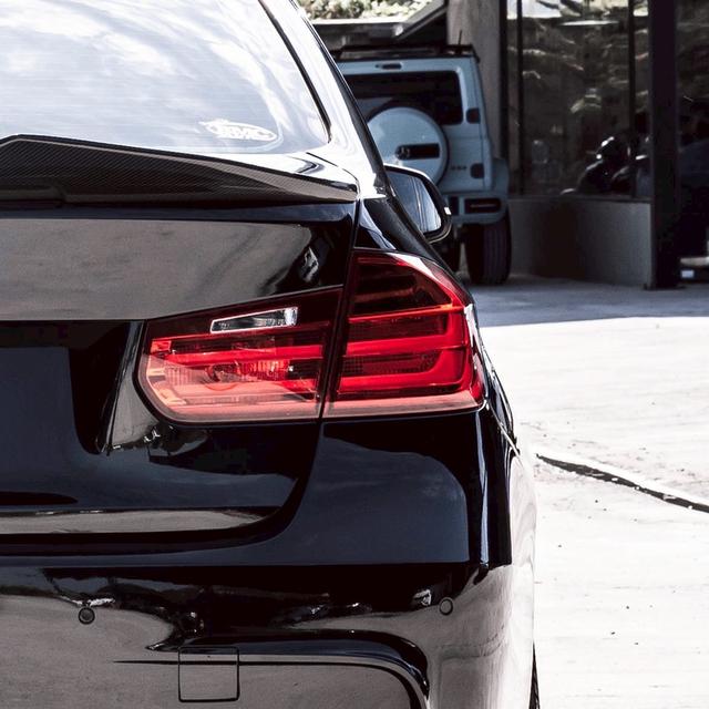 รหัสรถ 67GG3048 🔥 BMW 320d M Sport ปี 2014 (F30) 🔥 รูปที่ 9