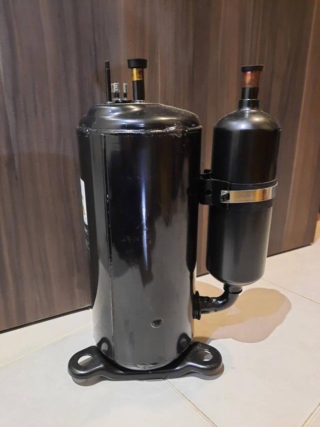 คอมเพรสเซอร์แอร์ ยี่ห้อ LG ขนาด 30,000 BTU  3