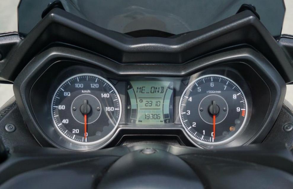 Yamaha Xmax 2021 3