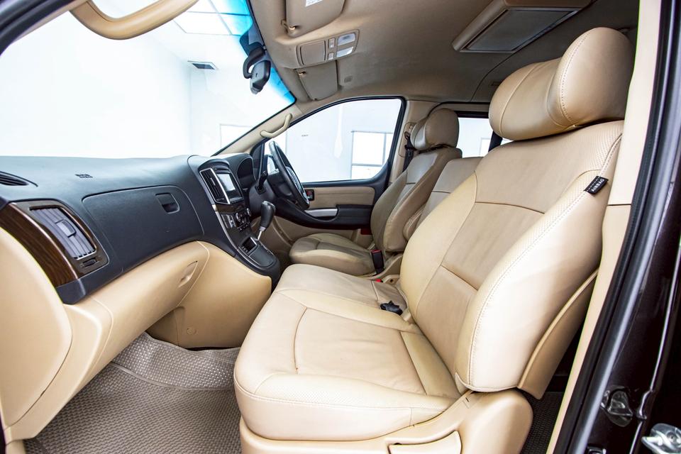 ✨ HYUNDAI H-1 2.5 DELUXE AT ปี 2019 รถครอบครัว 11 ที่นั่ง รูปที่ 8