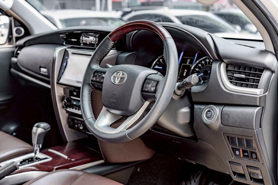 รหัสรถ NP4076 TOYOTA FORTUNER 2.8V 2WD 2016 13
