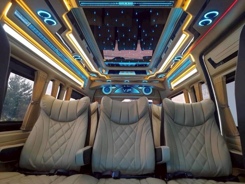 Toyota Commuter 3.0D4D 📝 ปี2015