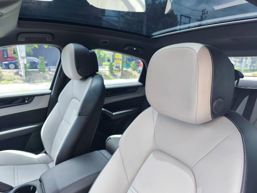 รหัสรถ KPV53 2024 จด 25 Porsch Cayenne Coupe  Platinum Edition 11