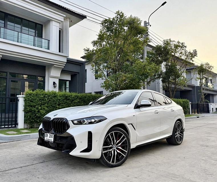 BMW X6 xDrive40i M sport LCI 2024 รูปที่ 3