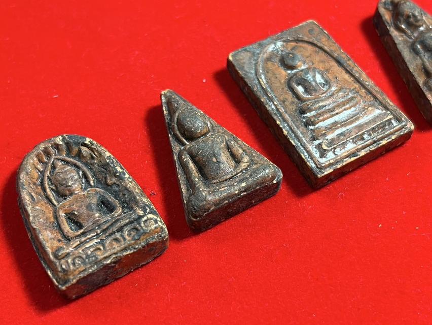 142. ชุดเบญจภาคี เนื้อดินทั้ง 5 รุ่น สัมฤทธิ์ผลทันใจ 2554 พระครูวิชัย แซ่ตั้ง เจ้าอาวาสวัดลาดใหญ่ ต.ลาดใหญ่ อ.เมือง จ.สมุทรสงคราม 9