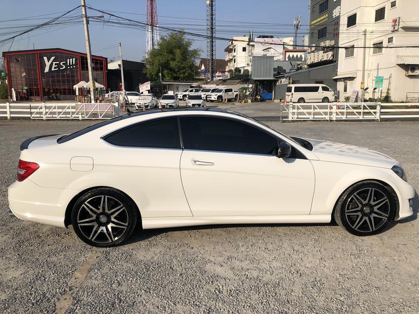 Mercedes Benz C180 Coupe  1