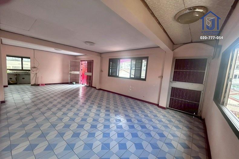 ขายห้องเช่า 3 ชั้น 22 ห้อง ซอยรังสิต–นครนายก 4 คลอง1 ใกล้ฟิวเจอร์พาร์ค รังสิต 10