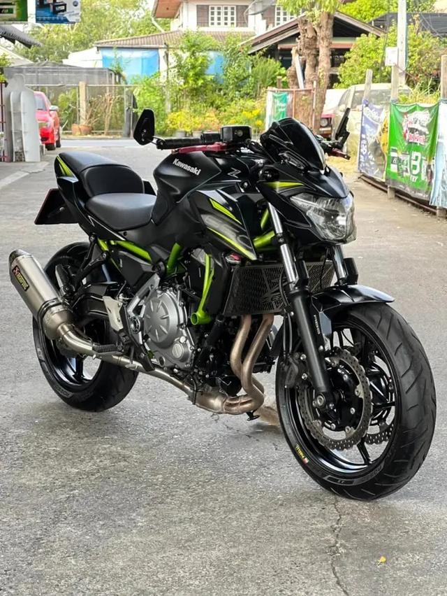 รถสวยพร้อมใช้งาน Kawasaki Z650 3